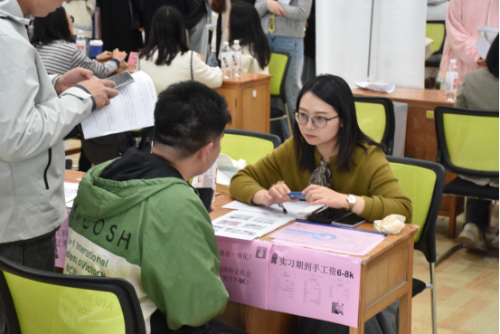 春风送岗，精准服务—私立华联学院2026年粤港澳大湾区春季校园供需见面会成功举办