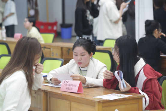 春风送岗，精准服务—私立华联学院2026年粤港澳大湾区春季校园供需见面会成功举办